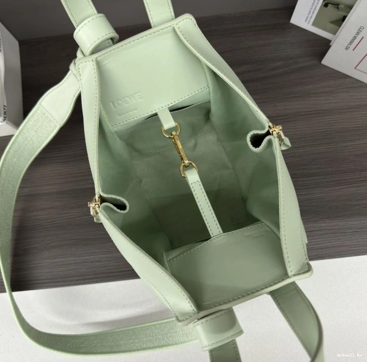 Loewe Reliable Bags 73351 Hammock 0727